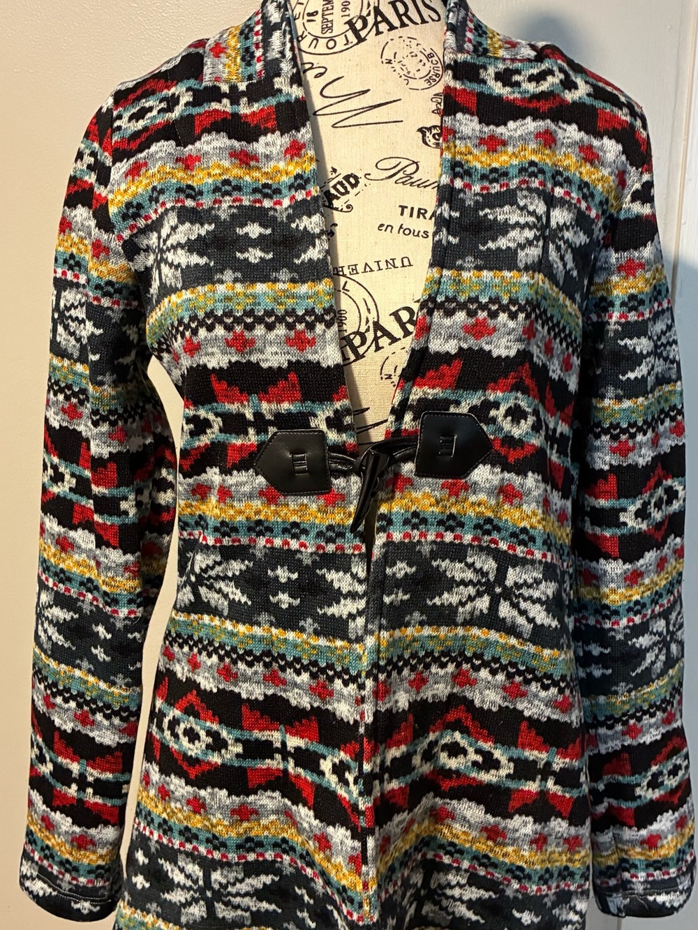One World Aztec tribal patterned cardigan sweater jacket. Size-M. EUC
